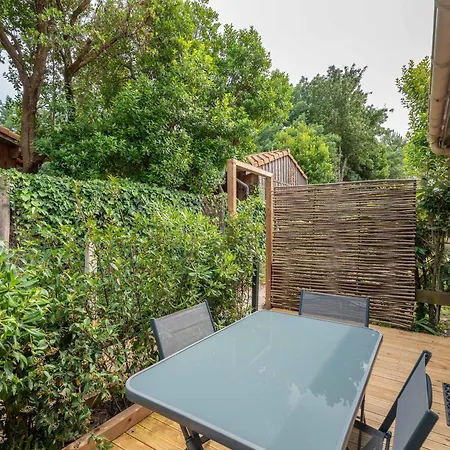 Holiday home Maisonnette Renovee 4 Pers, Bord Du Courant, Proche Ocean, Terrasse, Confort, Classee 2 Etoiles - Fr-1-50-122